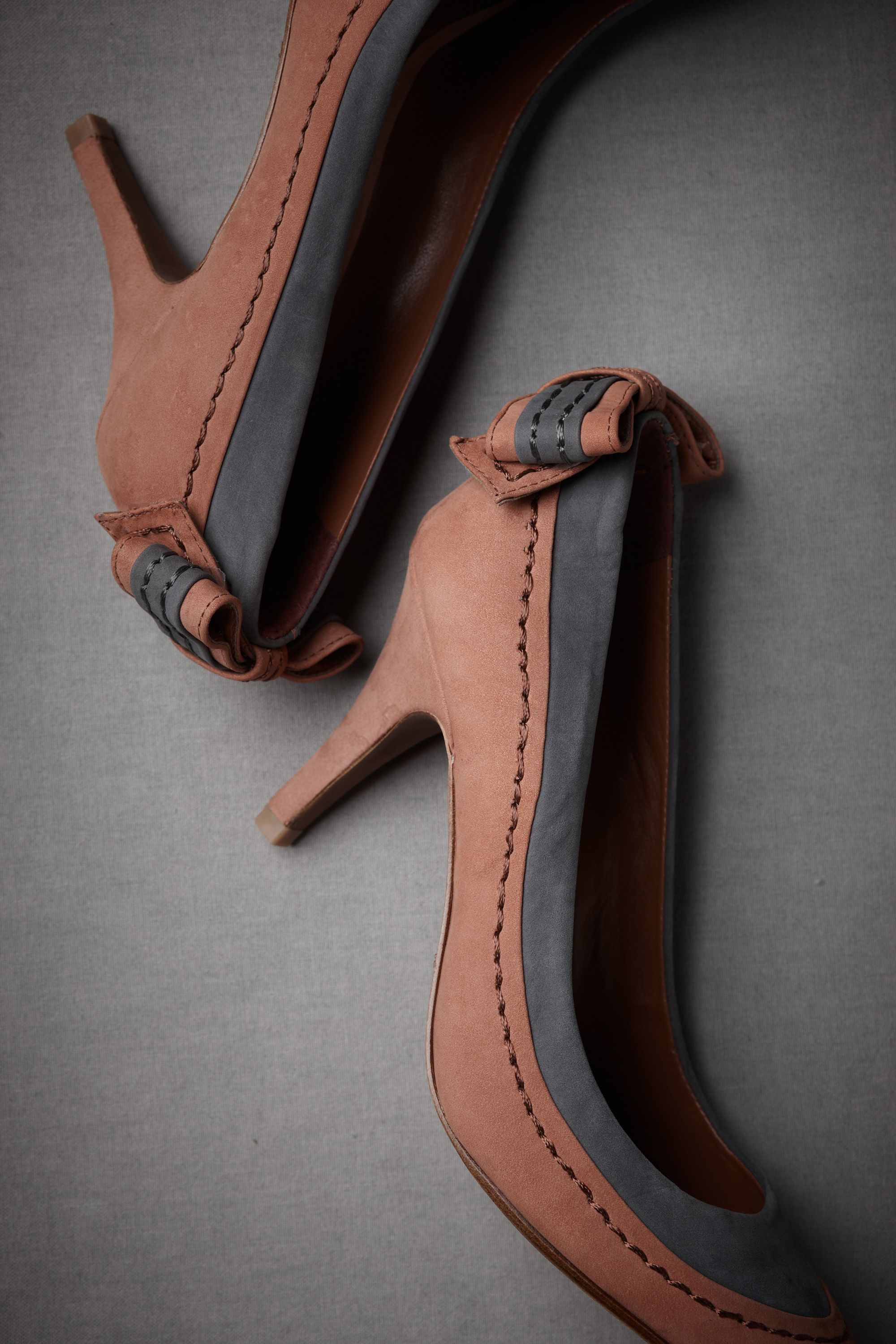  Two-Tone Pumps