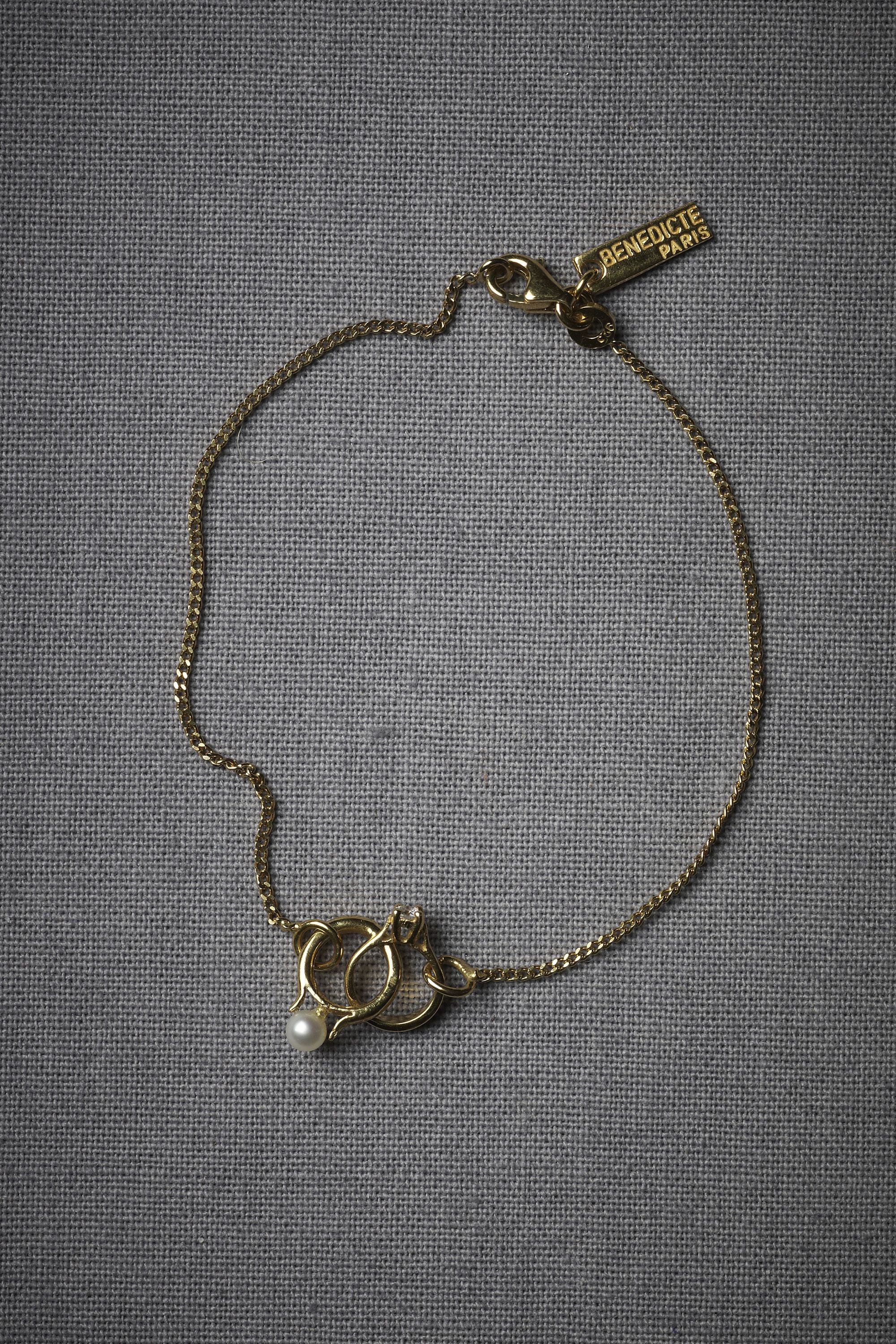 Hitched Bracelet