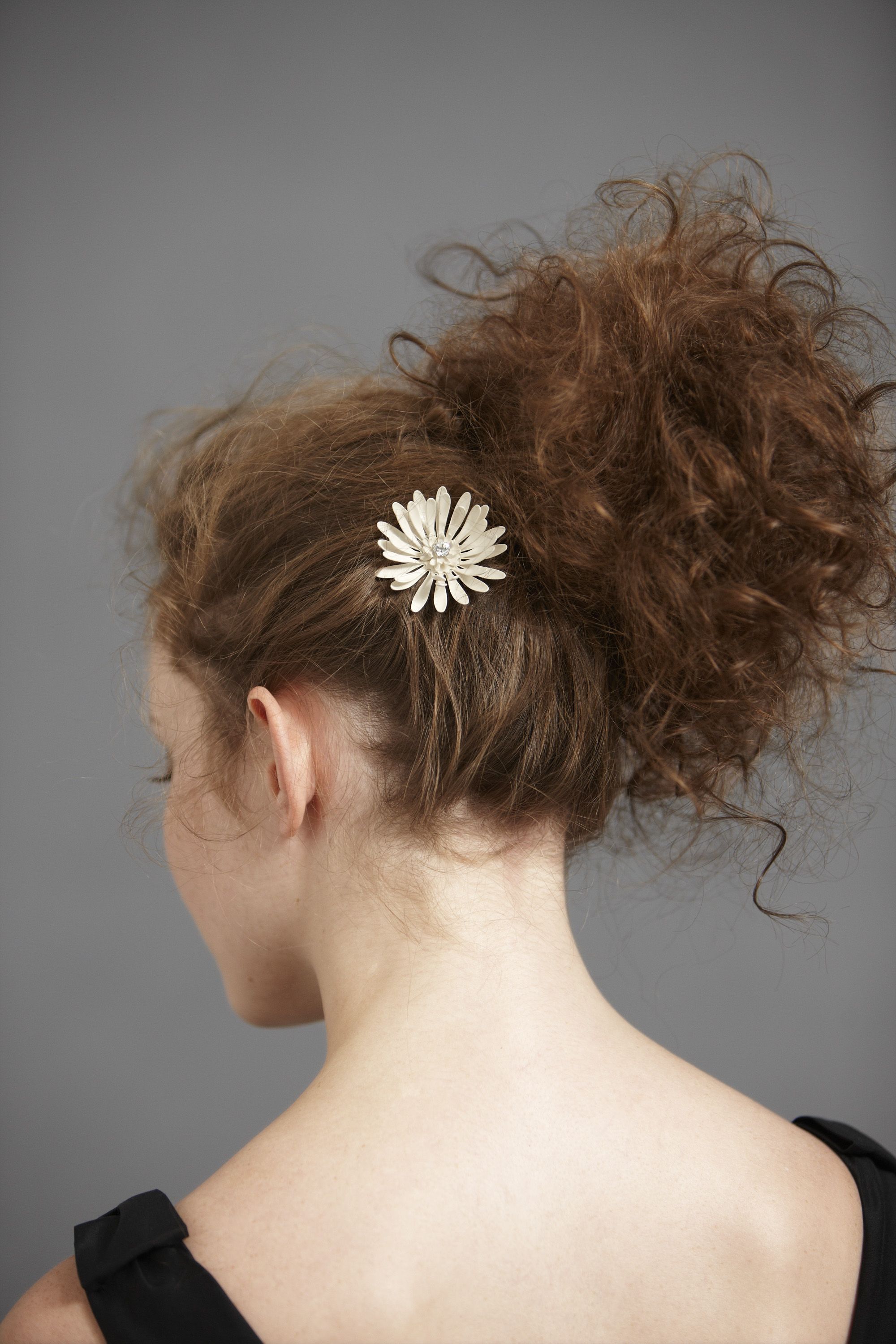 Frosted Mum Hairpin