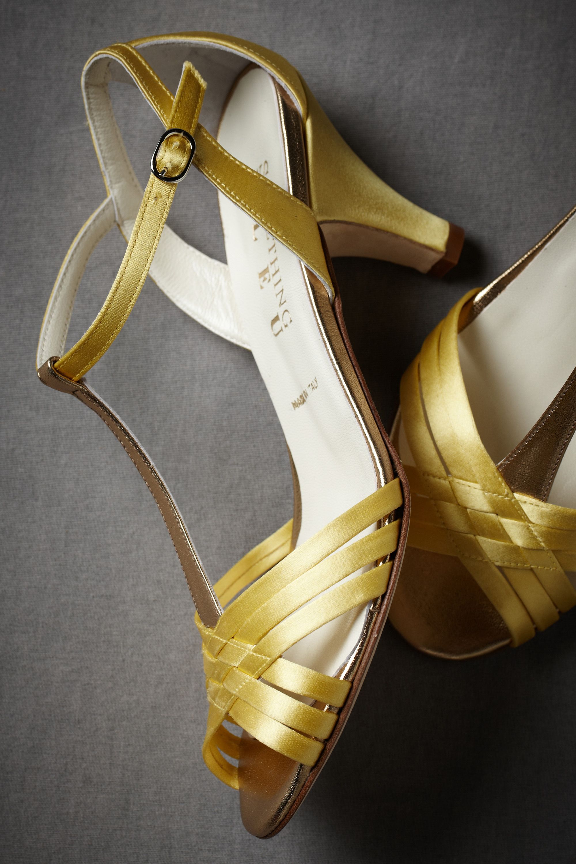 Criss-Cross T-straps