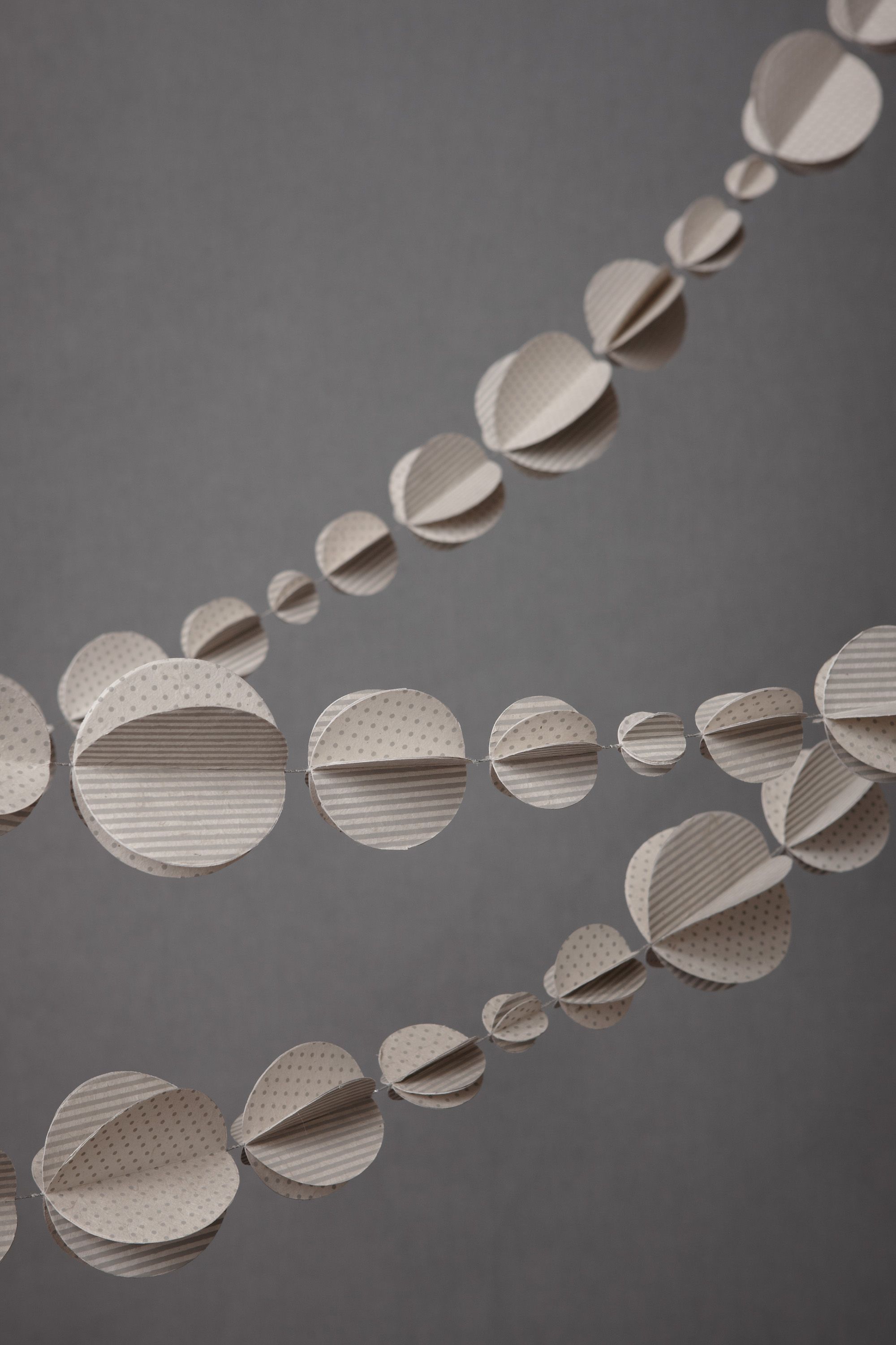Spinning Rounds Garland
