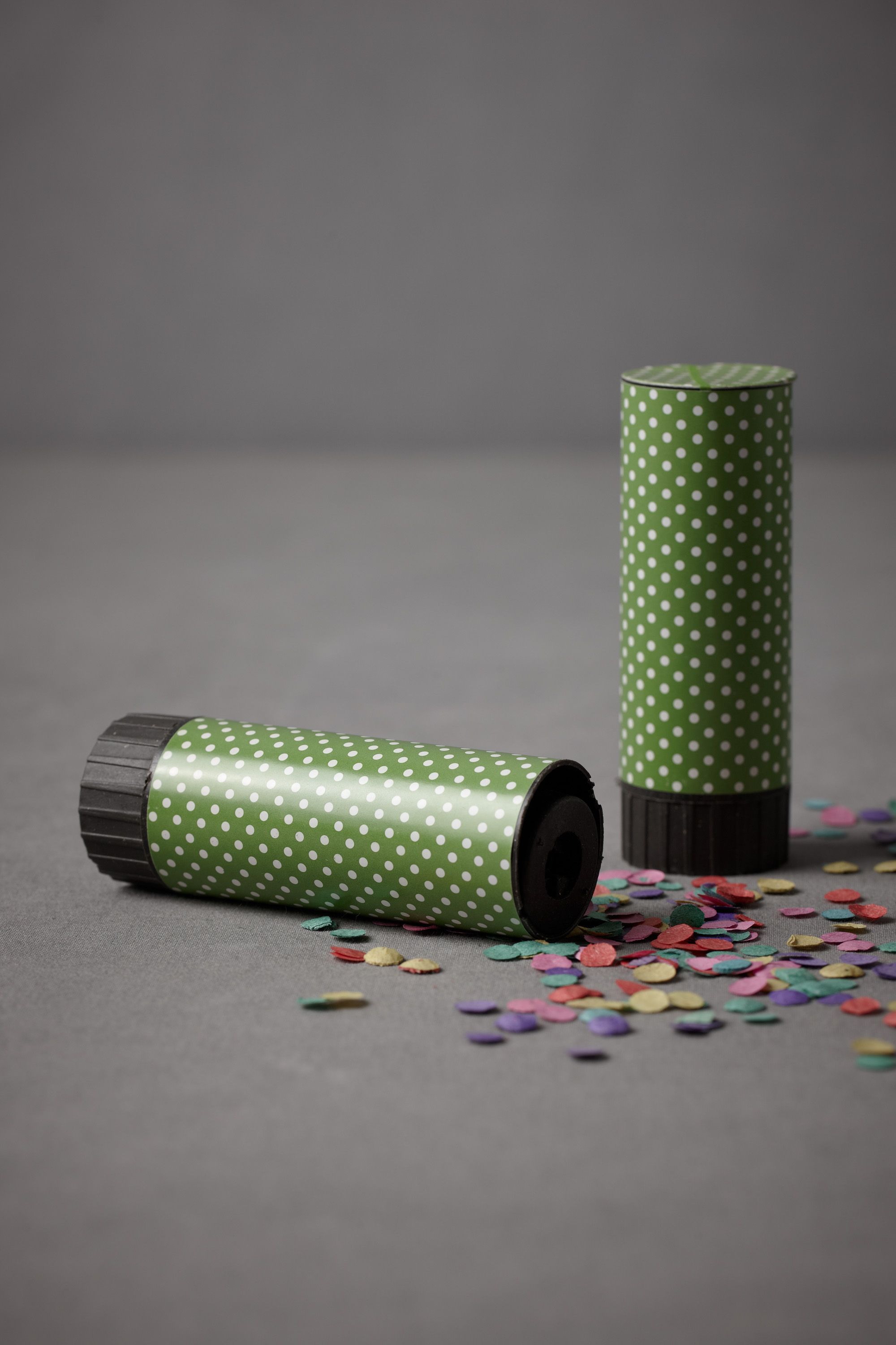 Speck and Spot Confetti Poppers (20)