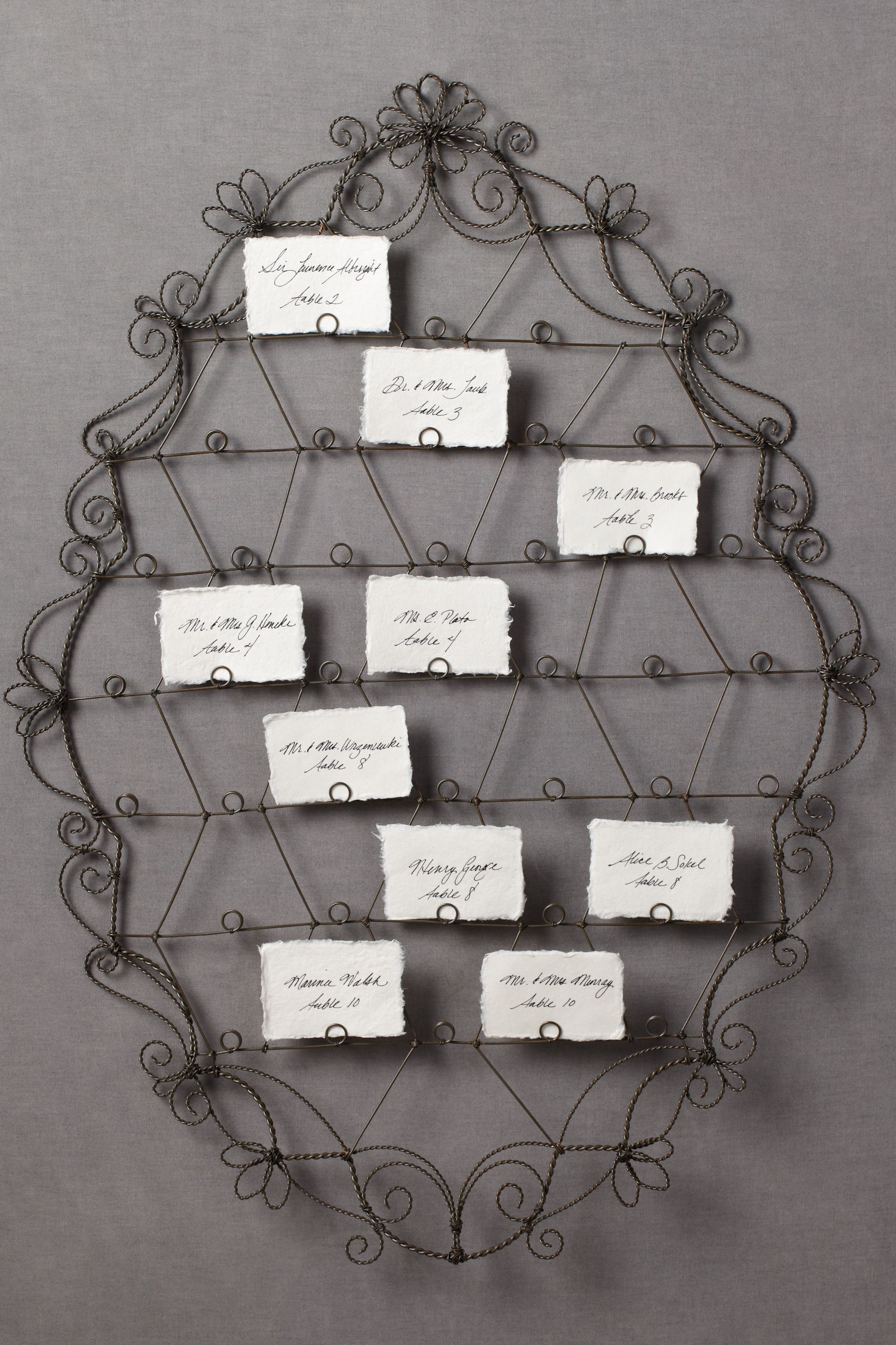 Loop-de-Loop Card Holder