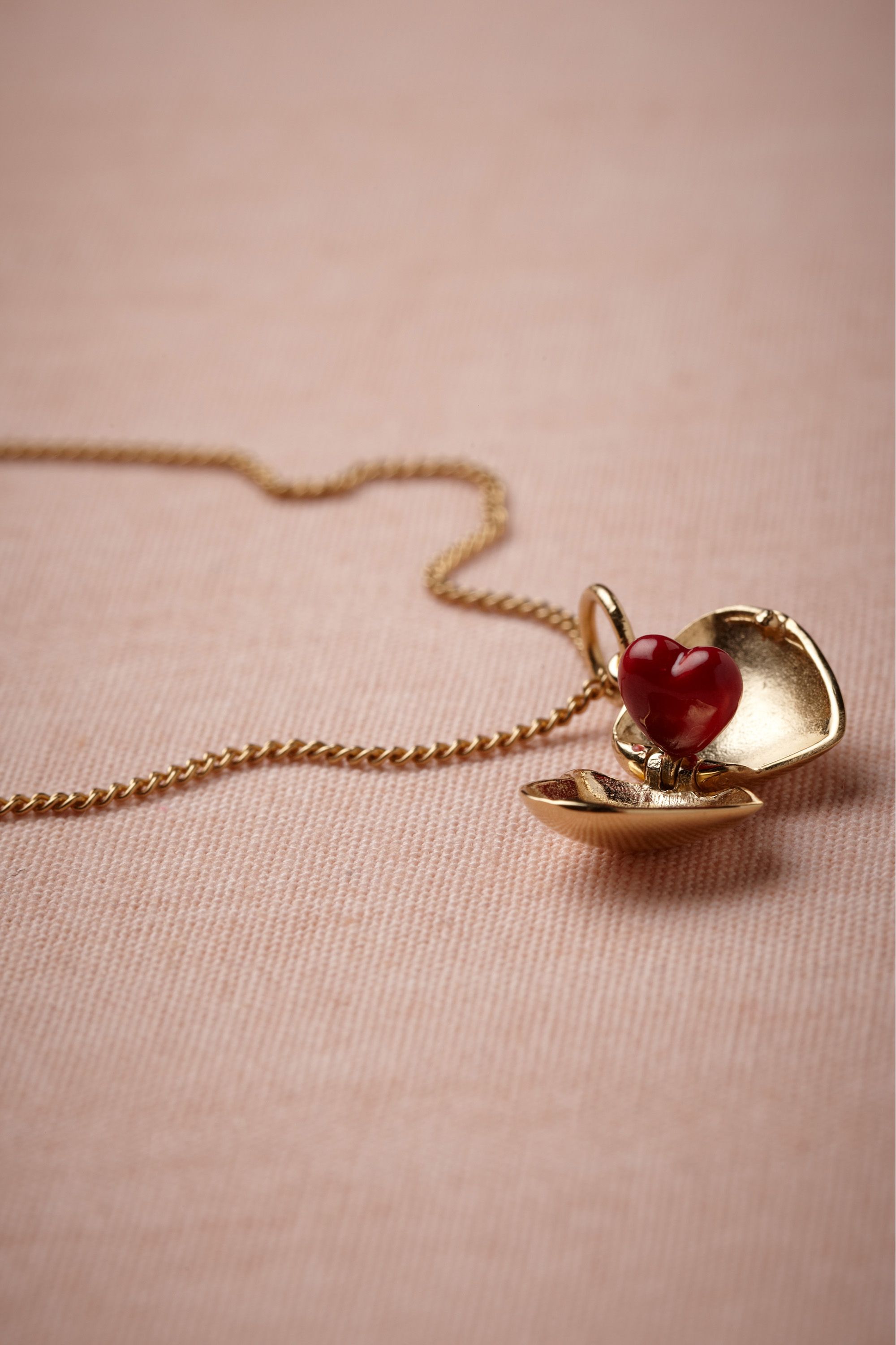 Coeur Necklace