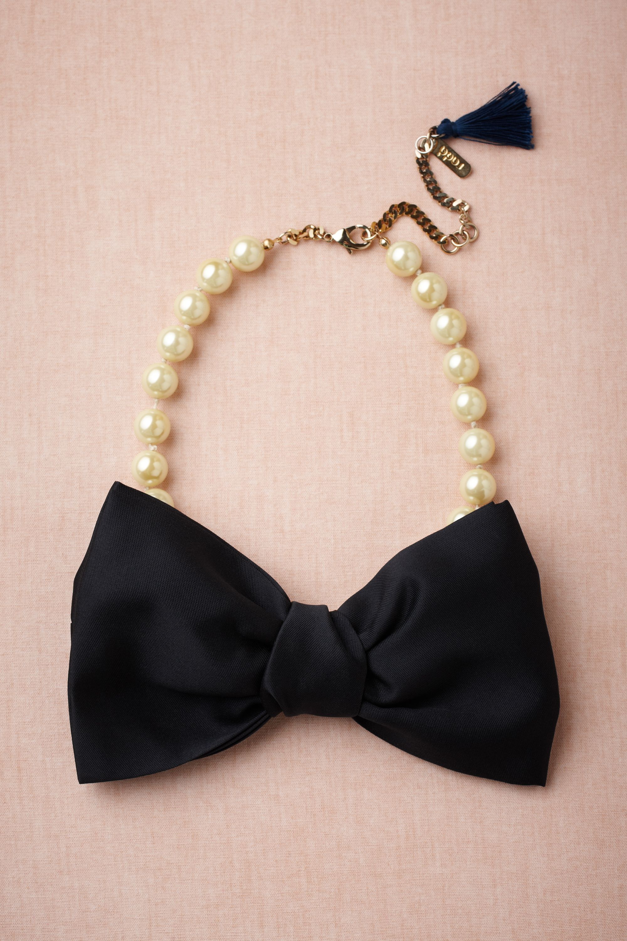 Social Season Necklace