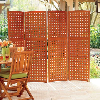 Natural Outdoor Privacy Screen
