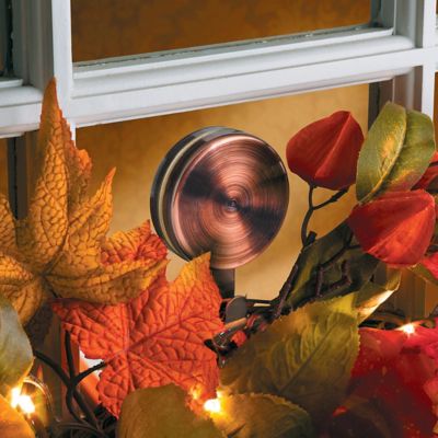 Wreath Hanger for Glass