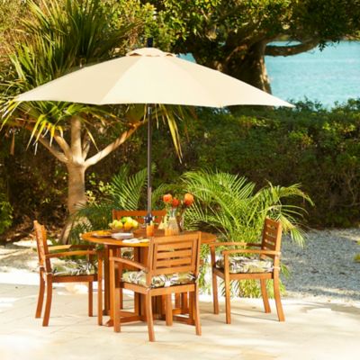 11-ft Outdoor Umbrella