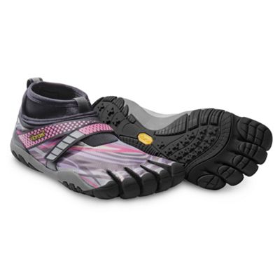places that sell vibram five finger shoes