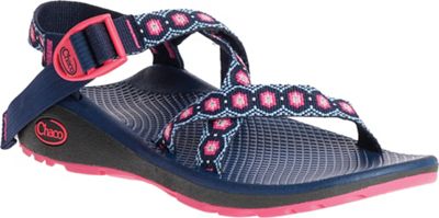 chaco 8 wide