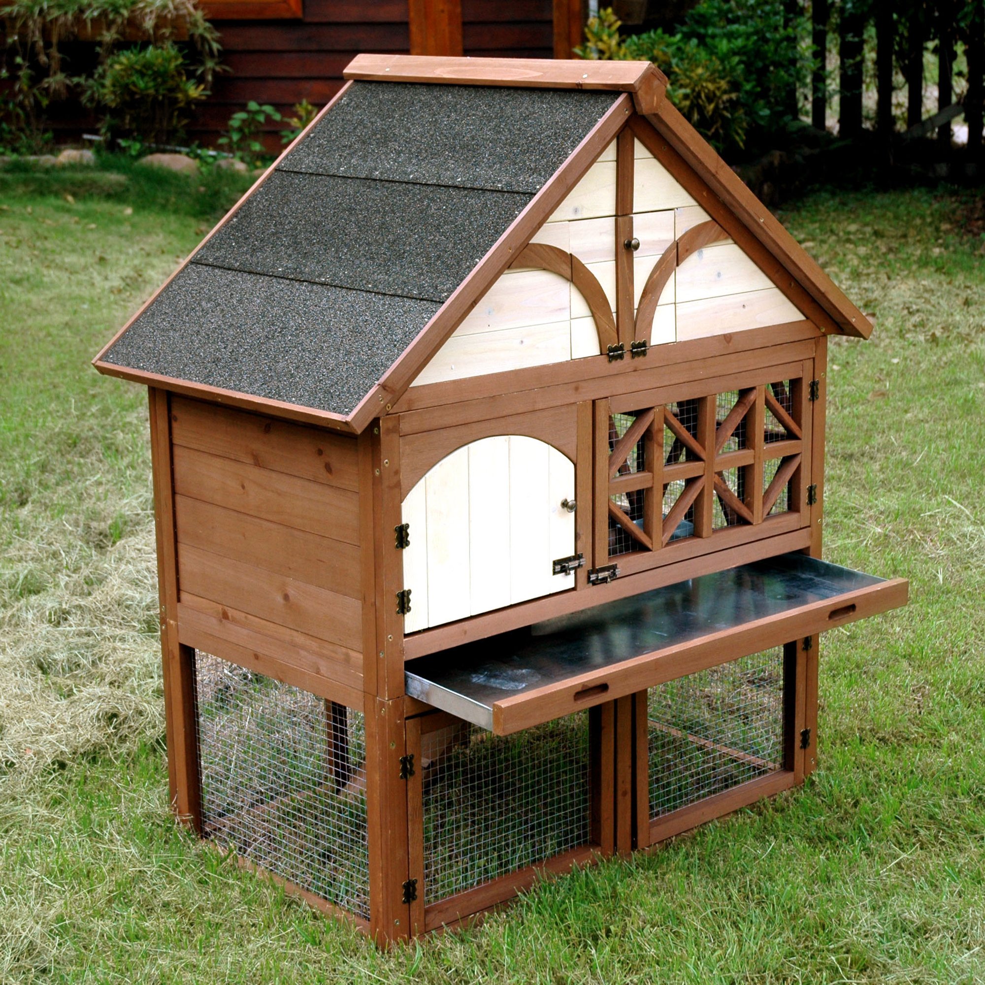 Merry Products Tudor Rabbit Hutch Petco