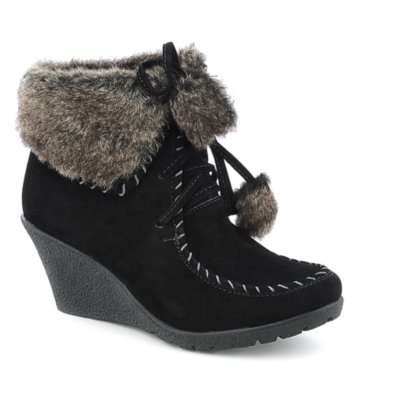 Bamboo Marlyn13 womens fur ankle wedged boot