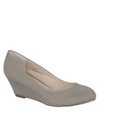 Buy Bamboo Womens Elias01 chestnut casual slip on wedge shoe