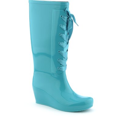 dirty laundry rain boots