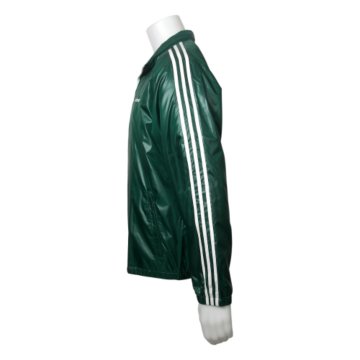 adidas Court