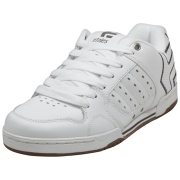 Etnies Piston