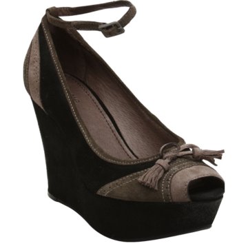 Nicole Avid - W24899-034