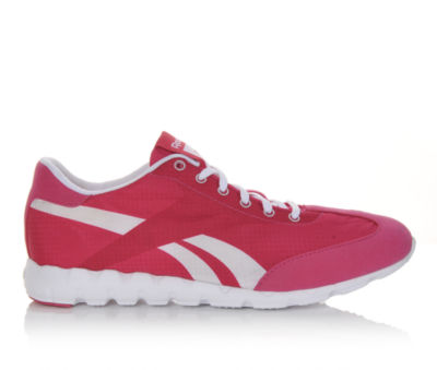 REEBOK &nbsp;Classic Racer Relay