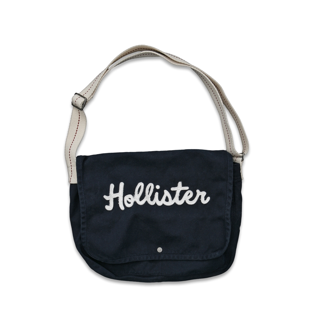 Classic Messenger Bag