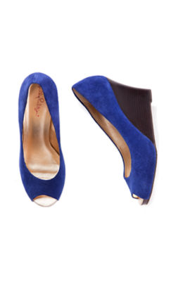FINAL SALE - Resort Chic Wedge Suede