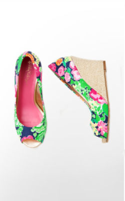 Resort Chic Wedge Printed