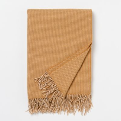 Pin-Dot Throw