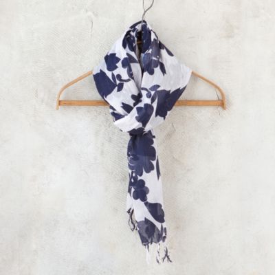 Fresh Blooms Scarf
