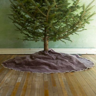 Linen & Velvet Tree Skirt Terrain