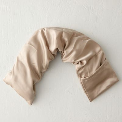 Silk Neck Pillow Terrain