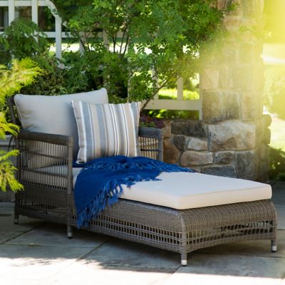 Trellis Weave All Weather Wicker Lounger