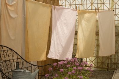 How-To: Dye Fabrics with Plants