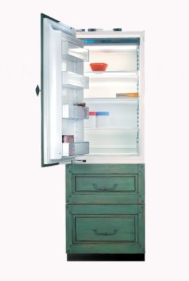 Shown with custom panels (sold separately) (right-handle model shown)