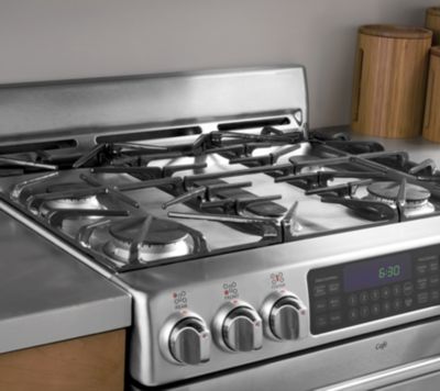 Recessed cooktop with burners
