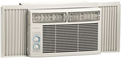 Frigidaire FAA082P7A