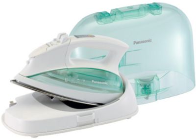 Panasonic NIL70SR. Cordless Steam Iron Product (panasonic)