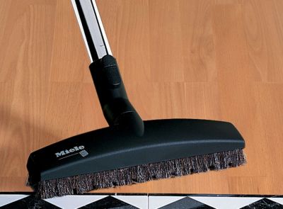 Parquet brush