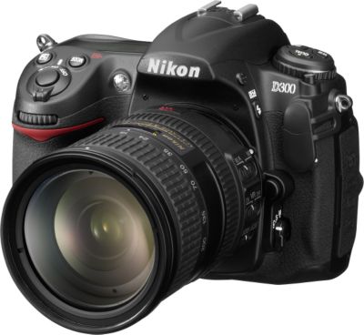 Nikon D300 with 18-200MM VR