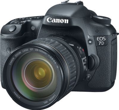 Canon EOS 7D with lens Digital Cameras