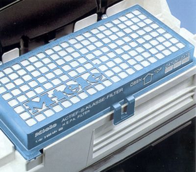 Canister for filters