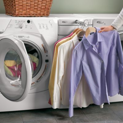 Retractable Rod With Hanging Items