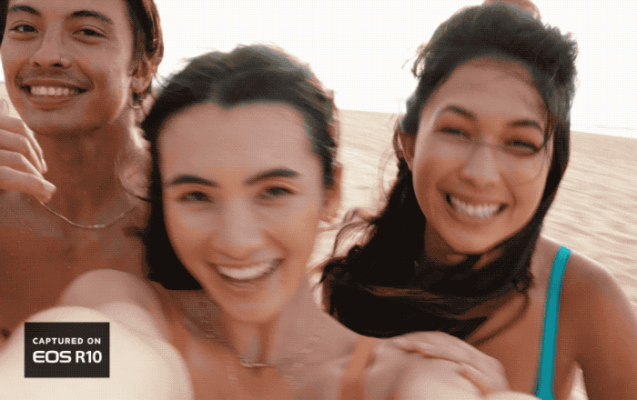 EOS R10 Sample Clips of Friends being Shown
