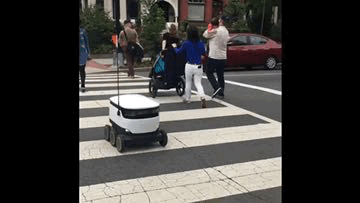 Robots haciendo delivery en Washington, DC. 