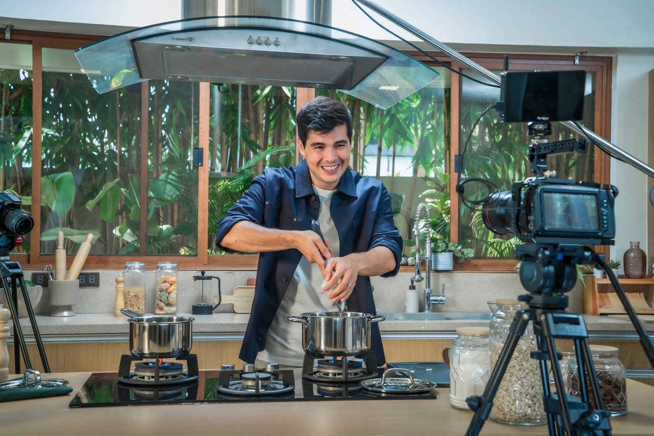 Erwan Heussaff cooking