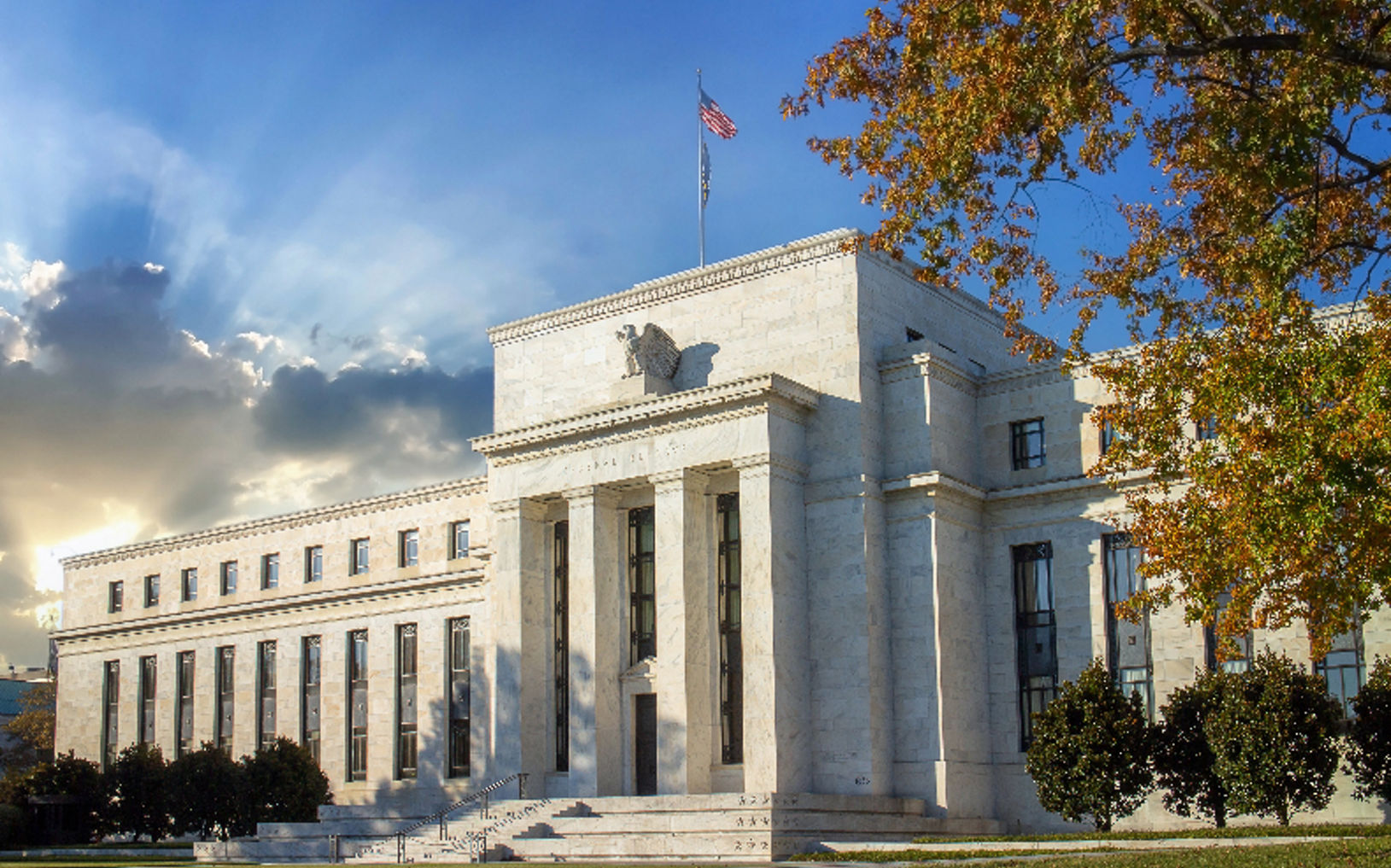 GLOBAL INCOME FEEDER FUND   WEBSITE   BANNER 2