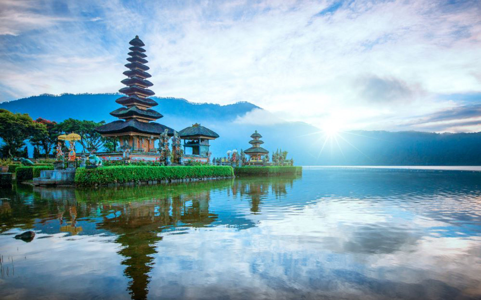 lakeside-pagoda-1000.jpg