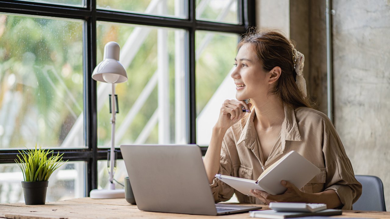 8 Ways To Be More Money-Smart This 2021