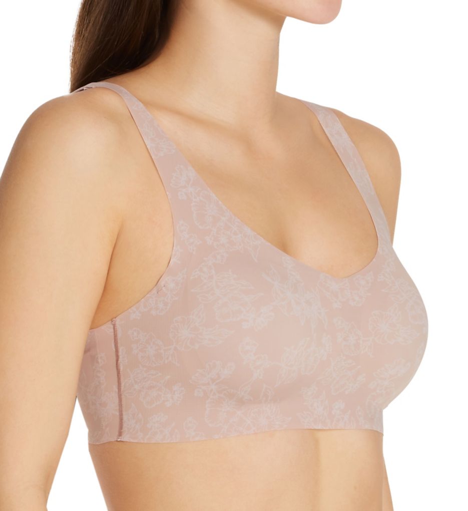 Women's Bali easylite underwire bra. Converts to a racer back as