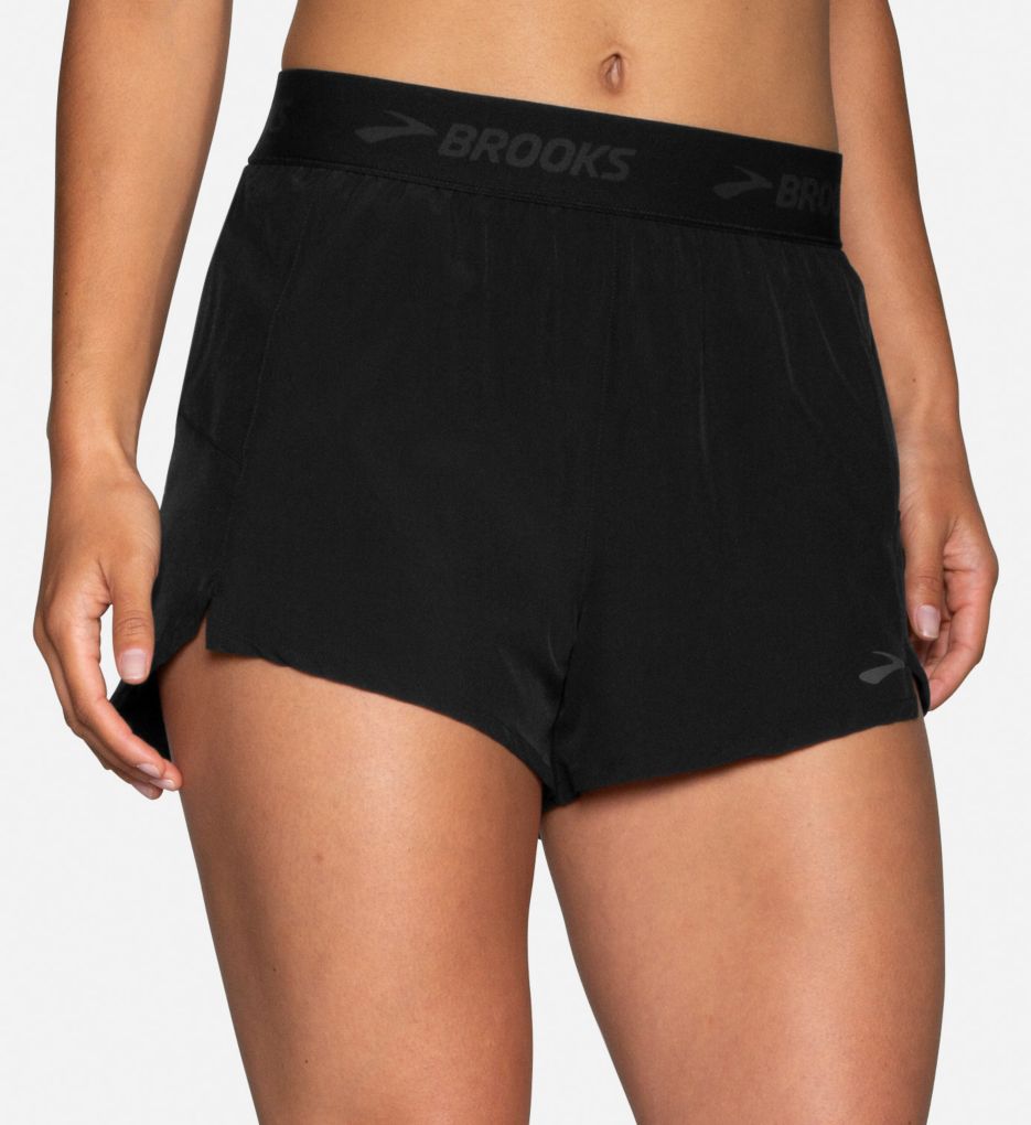 brooks-movc01-221463-acs-blk?$