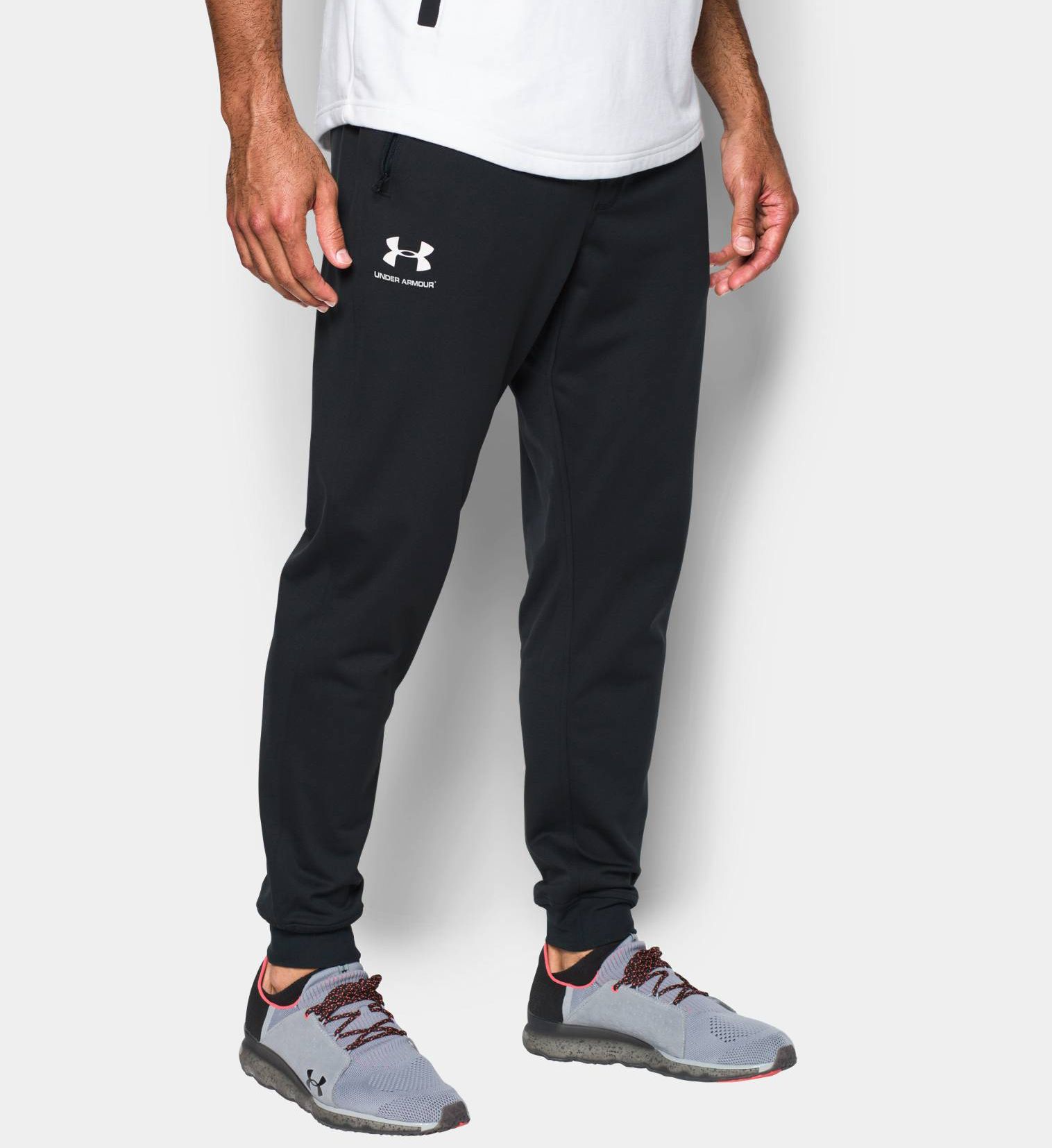 Under Armour Men's Core Sportstyle Performance Jogger in Black (1290261) | Size 4XL | HisRoom.com