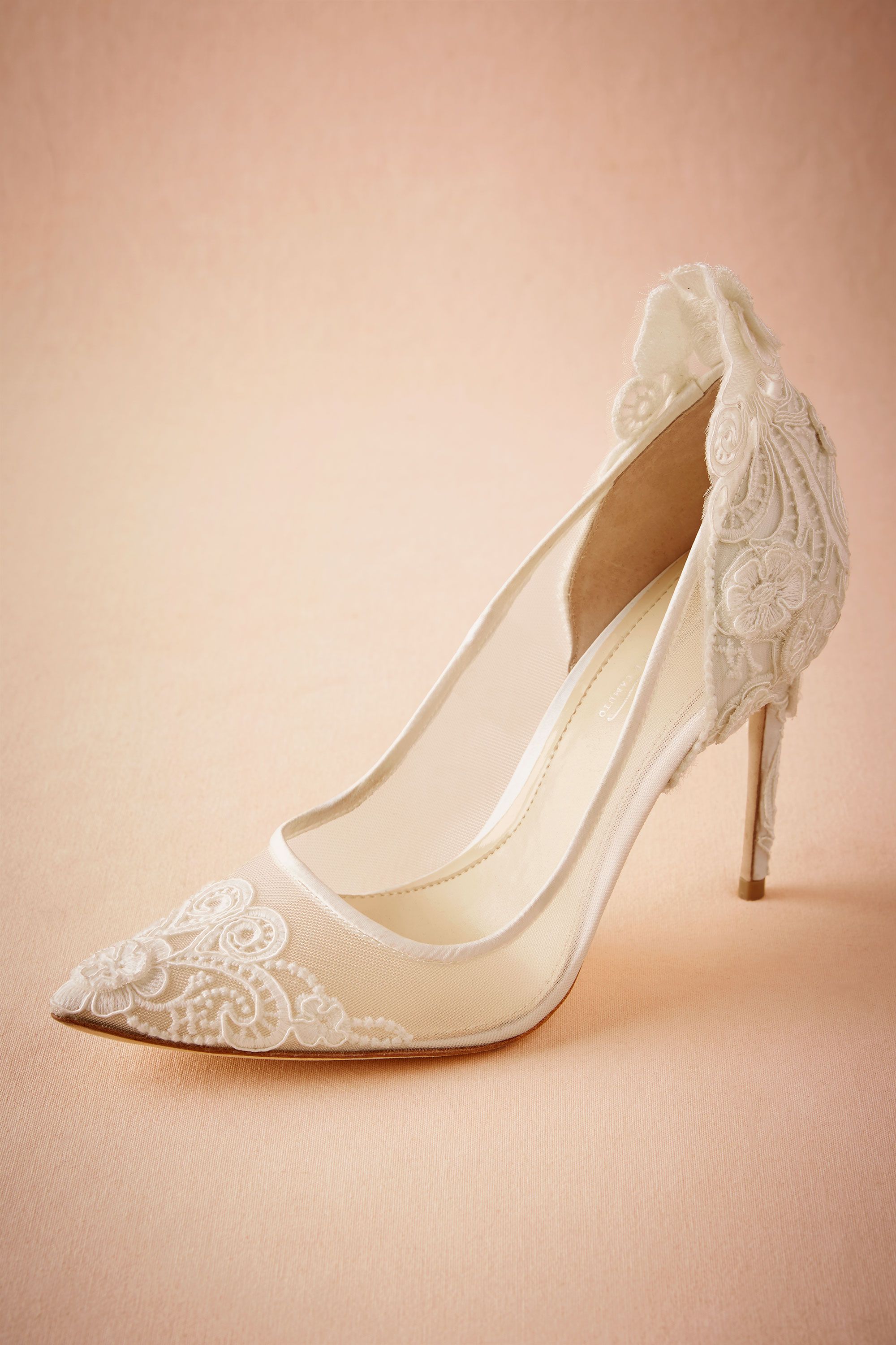 vince camuto ivory shoes